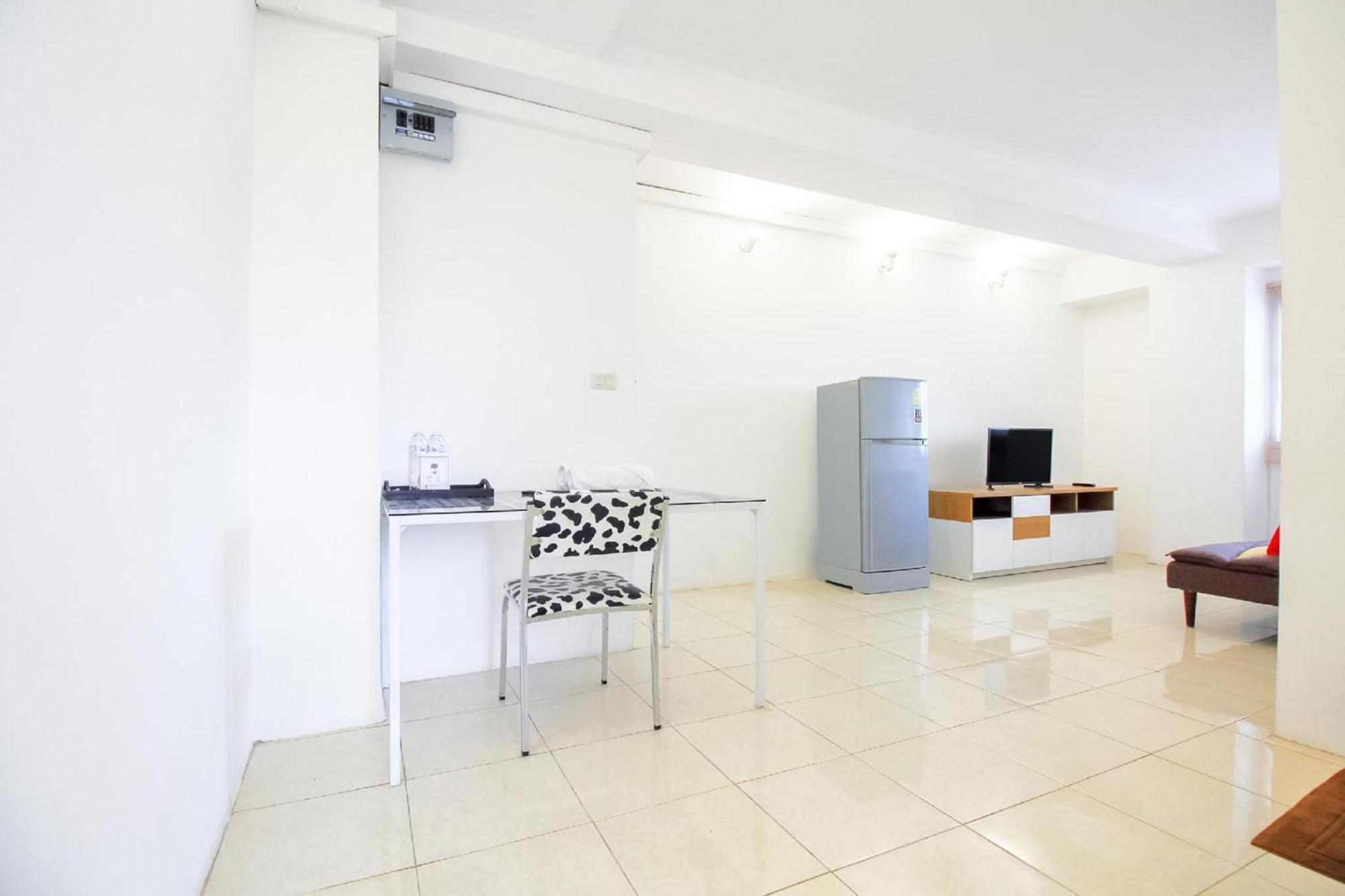 Capital O 411 Grandview Condo 15 Бангкок Экстерьер фото